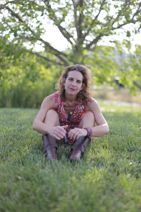 laurie_grass_boots_700